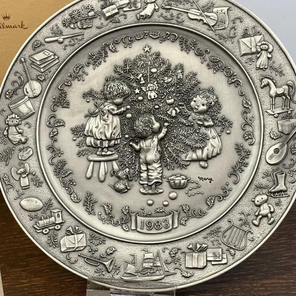 Vintage Little Gallery By Hallmark Mary Hamilton Christmas Pewter Plate Gray OS